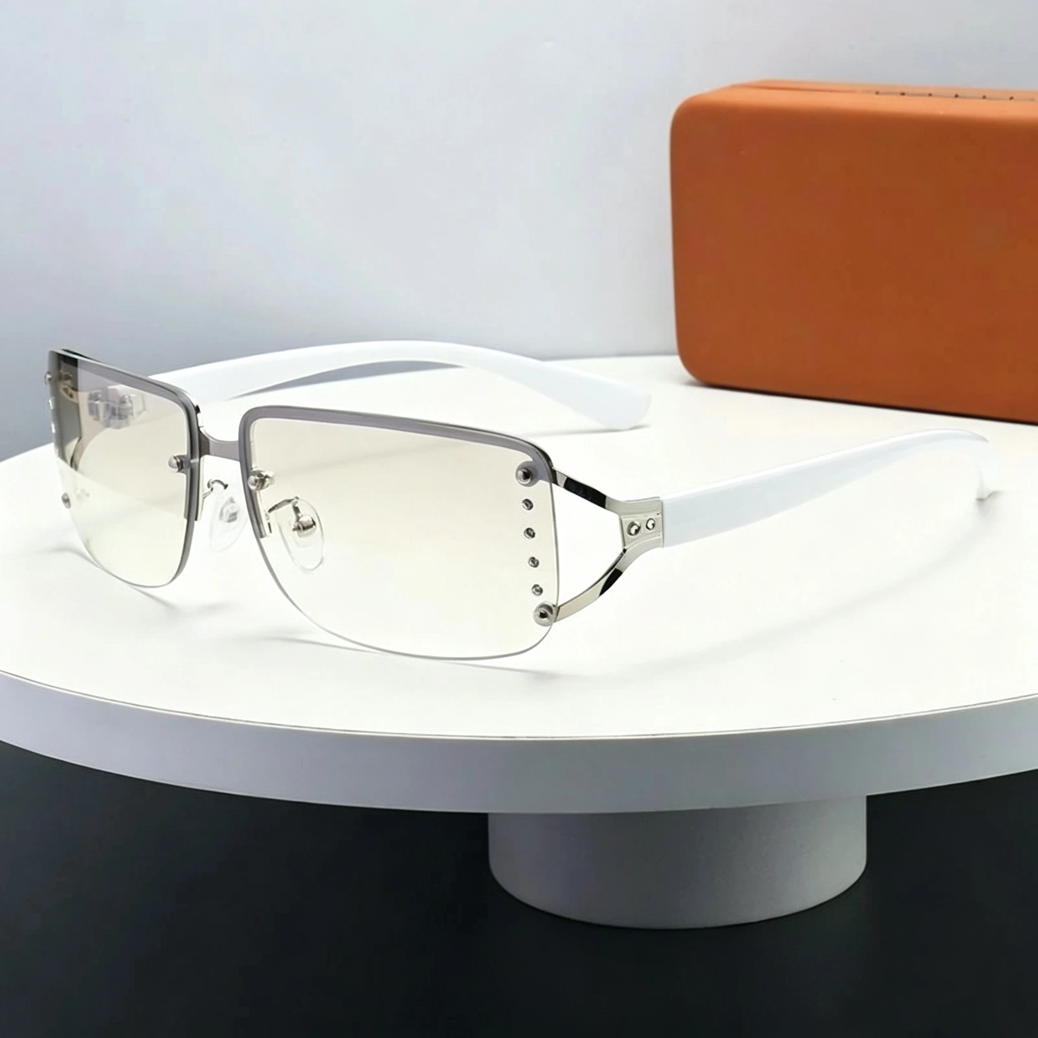 Designer Sunglasses - 新作レディースサングラス、高級ブランドデザイン、ファッショナブルなY2Kスタイル、キャンプ、サイクリング、釣り、レトロなフレームレス、UV400カット、メンズサングラス。