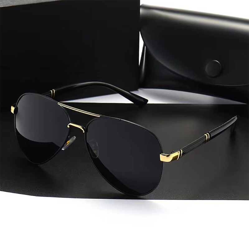 Designer Sunglasses - 高級感あふれるメンズ偏光メタルサングラス。運転用としても最適。男女兼用。ブランドデザイナーズ、ヴィンテージスタイル。UV400カット。
