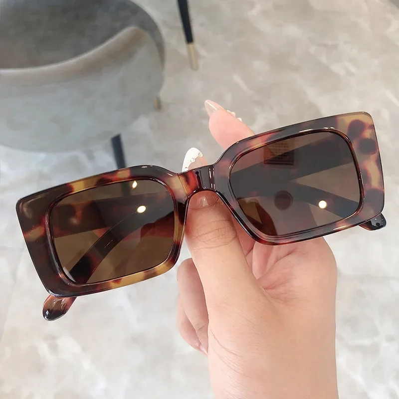 Sunglasses Uv400 - 最新トレンドの小ぶりな長方形サングラス。レディース向けレトロなレオパード柄、UV400カット。メンズ向けスクエア型サングラスも人気。