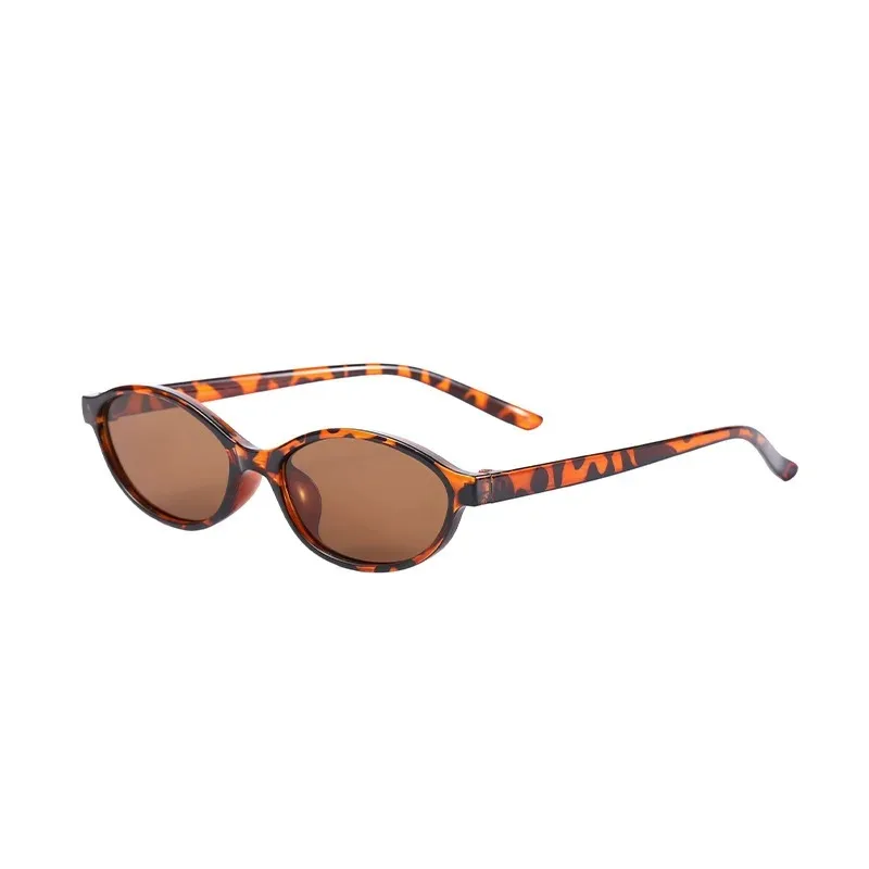 小さめの楕円形サングラス、レディース、ヴィンテージブランド、 - Designer Sunglasses のレビューと価格