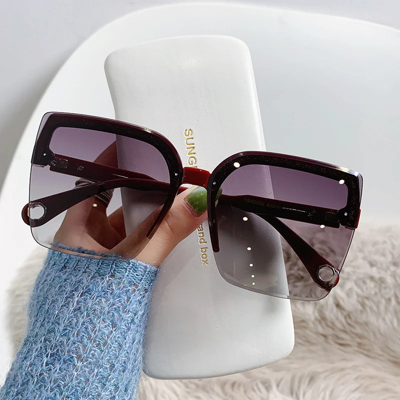 オーバーサイズサングラス 男女兼用 ファッション リムレス  - Designer Sunglasses のレビューと価格