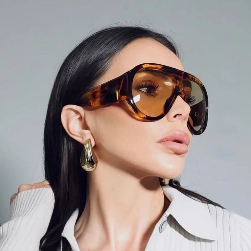 最新トレンドの男女兼用サングラス。大ぶりフレームで個性的。夏 - Sunglasses Uv400 のレビューと価格