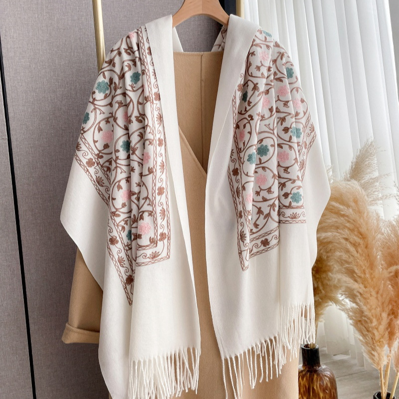 2025年新作 刺繍入りカシミヤスカーフ レディース 冬用シ - Cashmere Scarf のレビューと価格