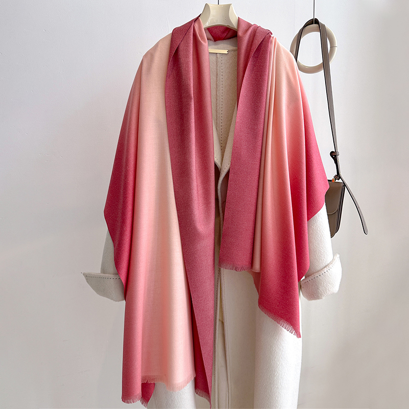 高級冬カシミヤスカーフ女性グラデーションハンカチ暖かいパシュ - Cashmere Scarf のレビューと価格