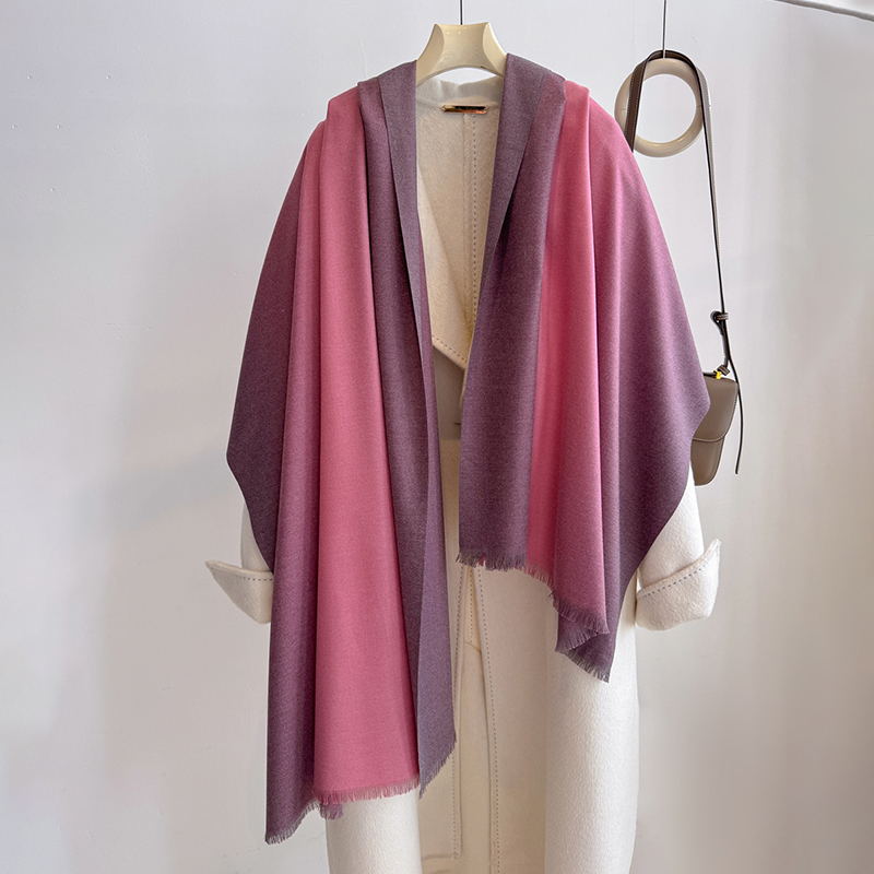 高級冬カシミヤスカーフ女性グラデーションハンカチ暖かいパシュ - Cashmere Scarf のレビューと価格